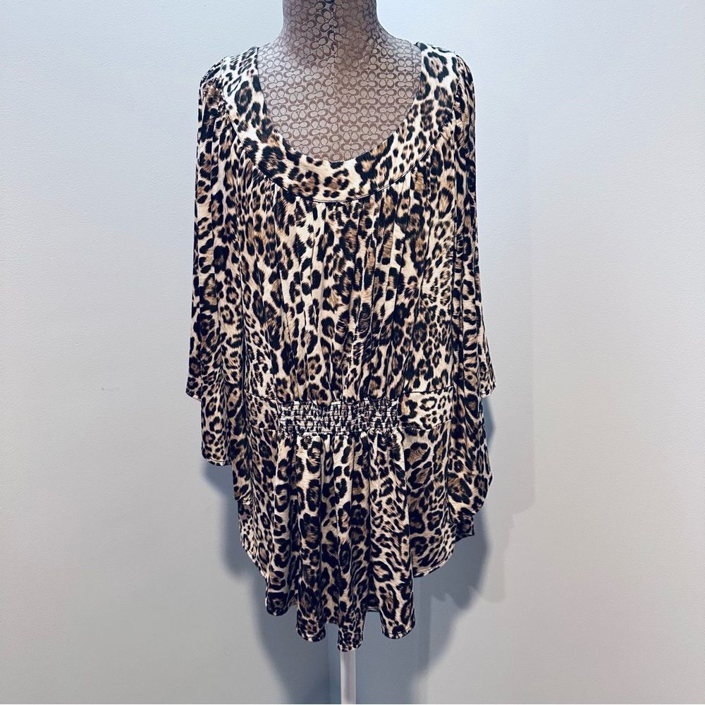 Laura‎ Ashley Leopard Print Blouse Size Large